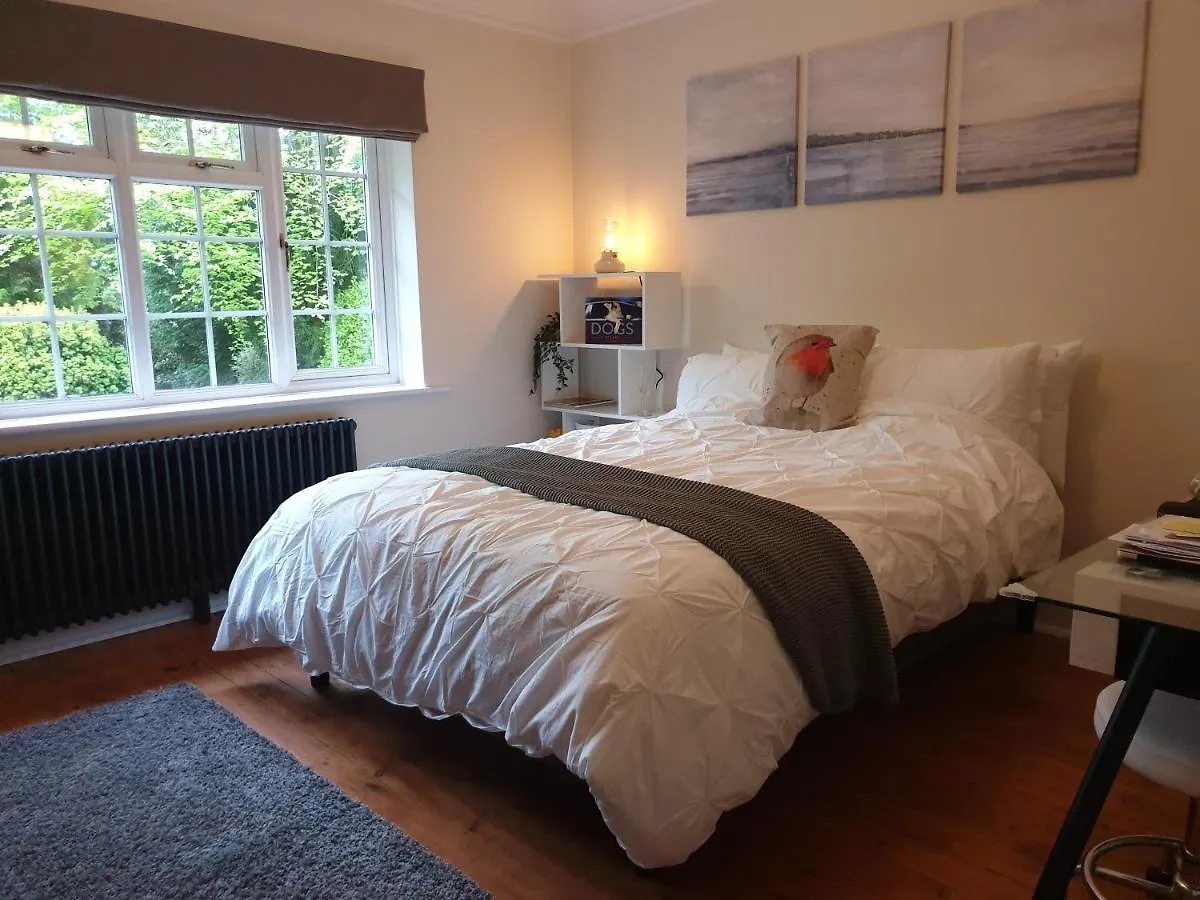 Little Robin Gate - Free Parking - Central - 10 Min Walk To Train Station Bornemouth