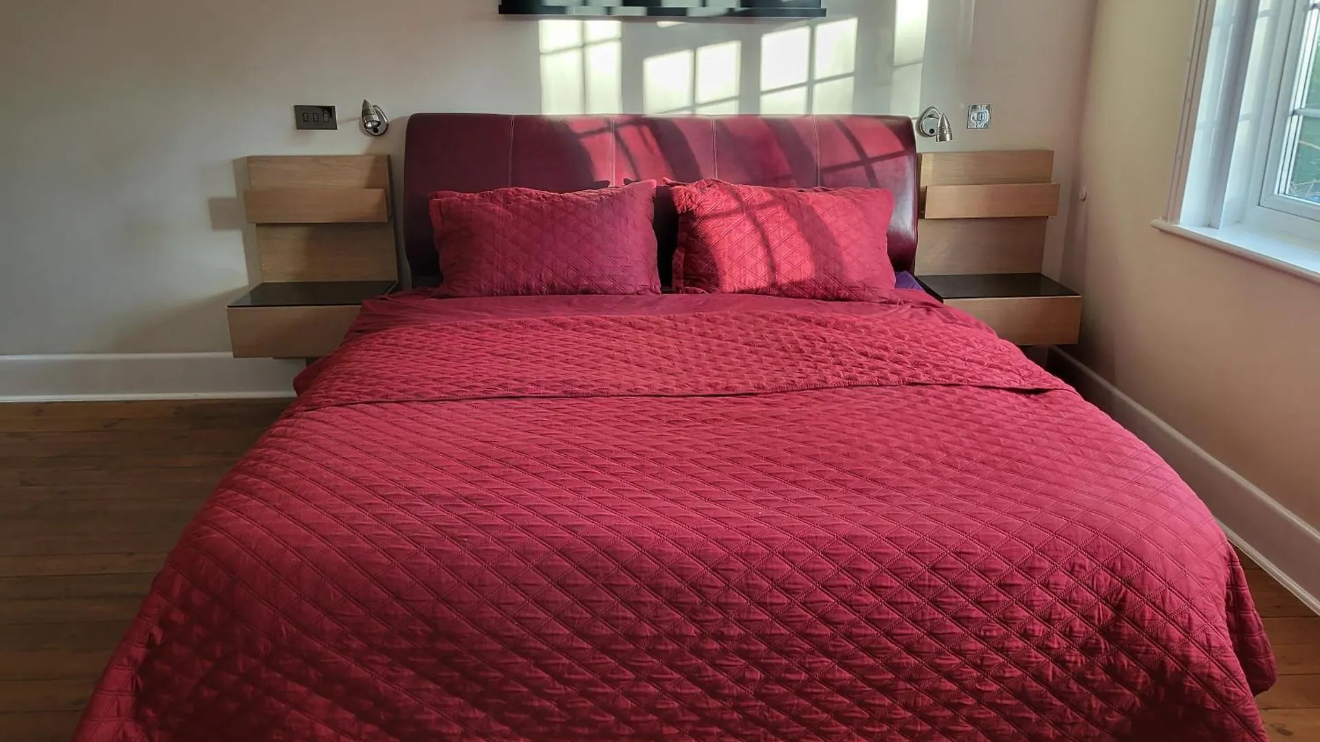 Little Robin Gate - Free Parking - Central - 10 Min Walk To Train Station Bornemouth Royaume-Uni